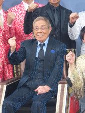 88歳・北島三郎「足の指は８本折っちゃって」車椅子で登場も熱唱で魅せる　新曲「東京の空」発表に会場が歓喜