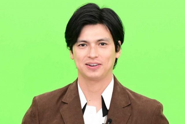 妻は川崎希　アレク、第3子女児が「美人確定」「アレクさんそっくり」と注目