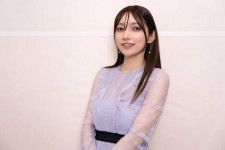 後藤真希、デビュー25周年記念写真集「flos」発売前重版決定