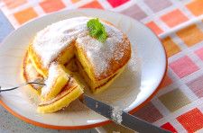 【季節に合わせて】幸せのパンケーキのレシピ30選〜旬の果物や彩りで1年中楽しめる！