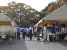 愛知県森林公園　里山市場（10月）