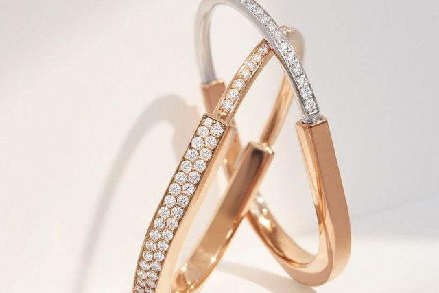 「ティファニー ロック」新作ジュエリー、パドロック着想の曲線美×ダイヤモンドのリングやピアス