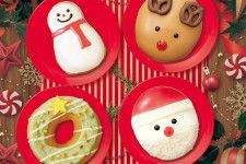 クリスピー・クリーム・ドーナツのクリスマス、4年ぶり“キャラメルのトナカイ”やサンタの限定ドーナツ