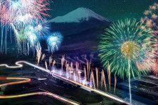 富士スピードウェイで「富士山花火」約8,000発の花火とモータースポーツを組み合わせた花火大会