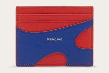 フェラガモ“原色カラー”のメンズカードケース、グラデーションレザーのスライドタイプやミニ財布も