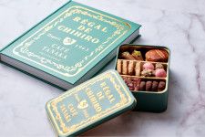 ヴィヴィアン・ウエストウッド“ハート＆「オーブ」”入りチョコ缶