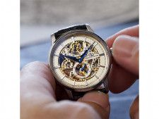 変わり種「オリエント機械式腕時計」おすすめ4選　クラシカルデザインに先端ムーブメントを搭載したスケルトンに注目！【2024年4月版】
