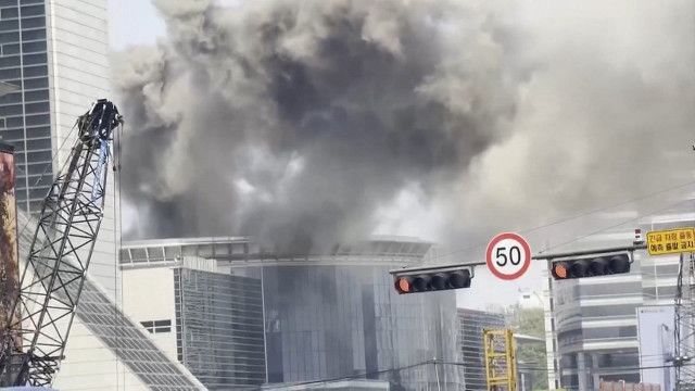 【速報】韓国・ソウル中心部の大型複合施設で火事…黒煙立ち込め利用客ら建物の外に避難　日本人も多く訪れる観光スポット