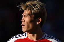 交渉に応じる可能性あり」バルセロナ、サッカー日本代表DF冨安健