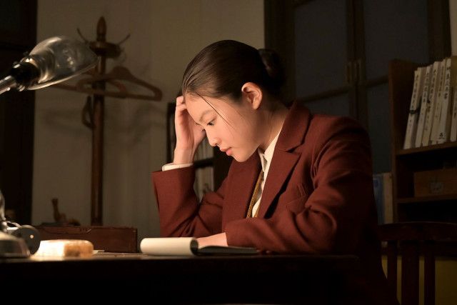 来週の『あんぱん』あらすじ。高知新報に戦後初の女性記者として入社したのぶ。同期の琴子が声をかけてきて…＜ネタバレあり＞