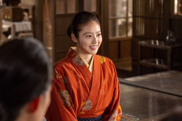 『あんぱん』次週予告。高知新報でいきいきと働くのぶ。メイコが家出？「うち、東京に行きたい」とのぶの家の前にやってきて…