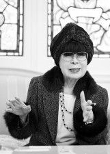 『徹子の部屋』で亡くなる4日前収録の桂由美さん回を放送「93歳、ウェディングドレスを作り続けて60年。当時は呉服業界や姑たちの反発に遭ったが…」