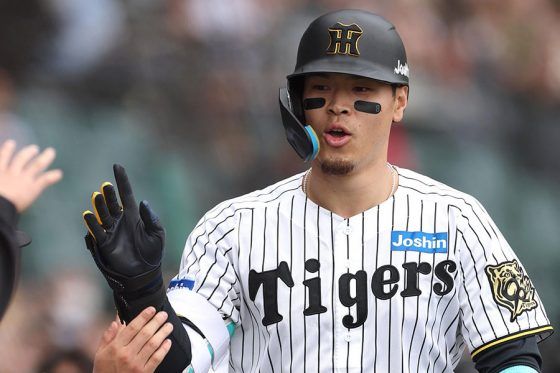 阪神・佐藤輝明が4号2ラン！ 今季初の左翼方向へのアーチ