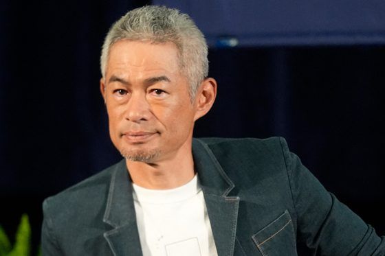 イチロー氏、米野球殿堂入り式典に出席　場内大歓声でコールも発生、弓子夫人も笑顔