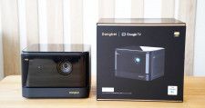 世界初のNetflix公認Google TV搭載4Kレーザープロジェクター「Dangbei DBOX02」をレビュー！26万円のハイエンドモデル