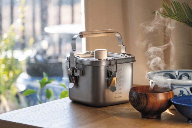 “着せ替え”の楽しみが増えて デザイン性もアップ！ 食の時間がワクワクする 「給食缶ミニ」デザイナー・山崎晴太郎×メーカー対談連載 第2回