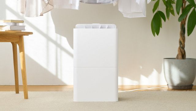 部屋干し時間を約1/6に短縮！ 空気清浄機能付きで1年中使える衣類乾燥除湿器