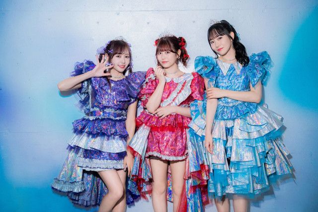 Tシャツ 古くさい FRUITS 月足天音 ZIPPER