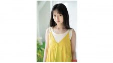 乃木坂46池田瑛紗、“花と色彩”グラビアで圧倒的透明感