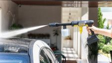 電源・水源不要！ どこでも使えるケルヒャーのコードレス高圧洗浄機「OC 5 Handy CB」