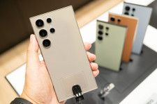 7000mAh超えが主流化？ Androidスマホにバッテリー大容量時代が来そう