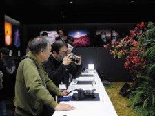 キヤノンやシグマの最新機種に大行列！「CP+」から読み解く、7メーカーの注目製品とカメラトレンド