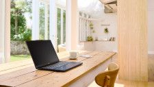 コスパを求めるならアリ、NECPCが15.3型の大画面ノートPC「LAVIE Direct N15 Slim」発売