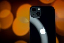 次期「iPhone 17 Air」は軽い? 重さとバッテリー容量に関する新情報が流出