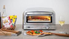 お店レベルのピザを自宅で! 最高400℃で高温調理できる、クイジナート「ピザオーブン」