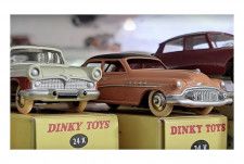 落札価格は過去最高の約1700万円! 英のビンテージミニカー「ディンキー・トイズ」が熱い