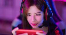 中国の13歳少女、モバイルゲームに900万円近くを乱費！ 親の貯金が空っぽに…