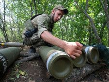 苦戦するウクライナ軍　弾薬消費はロシアの6分の1？欧米の供与で兵器実験場化の懸念も