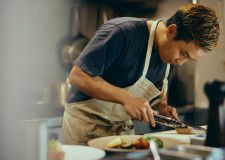 湘南ならではの食体験。食材への愛に溢れた若き料理人、片岡聖斗。 | “おいしい”のその先を求めて。Meet the Chef