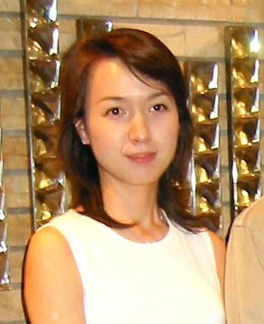 いしのようこ　５７歳の近影に衝撃　グアムで共演俳優と２ショット…事実婚公表から６年