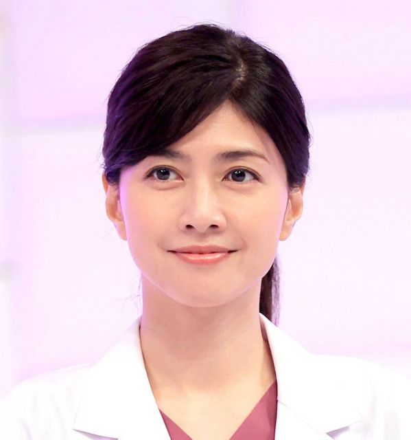 内田有紀の実妹と公表…タレント澪奈に「年の差ビックリ」「初めてみた」「面影」「口がそっくり」ネット沸く