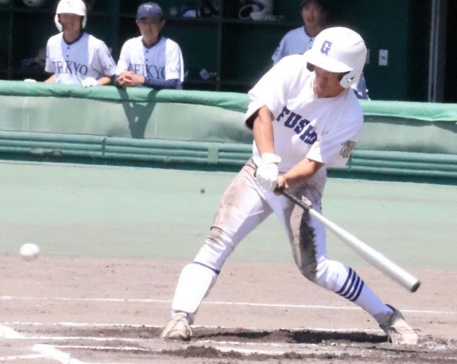 【高校野球】「横山がＭＶＰ」…生まれつき左手の指がない球児が大活躍で甲子園へ