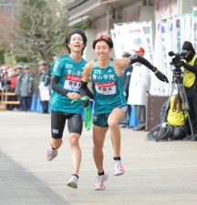 【箱根駅伝】青学大・野村昭夢、史上初驚異の６区５６分台　東洋大卒の兄・峻哉と“兄弟区間賞”