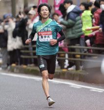 【箱根駅伝】青学大・野村昭夢、史上初驚異の６区５６分台　東洋大卒の兄・峻哉と“兄弟区間賞”に先輩も驚がく「つええよ！」