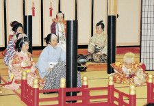 子供役者いざ出番　 小松・お旅まつり、10日開幕　 曳山歌舞伎、住民に披露