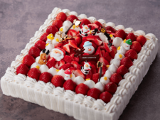 ANAクラウンプラザホテル・広島の笑顔になれるクリスマスケーキ