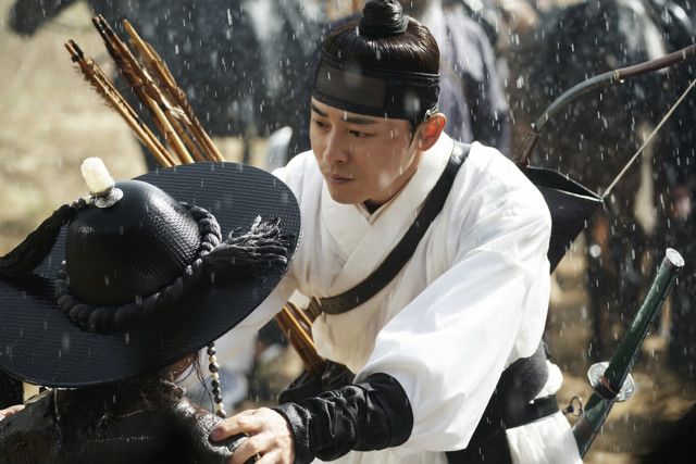 チョ・ジョンソクの魂レベルの恋愛感情に惹きつけられる...韓国内外を沸かせたロマンス史劇「魅惑の人」