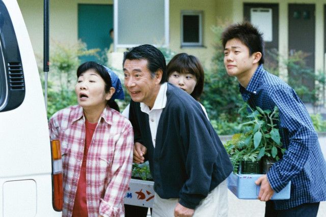 泉ピン子の喜怒哀楽がたっぷり！高田純次と夫婦役で節約主婦を熱演した痛快ミステリードラマ「自治会長糸井緋芽子　社宅の事件簿」