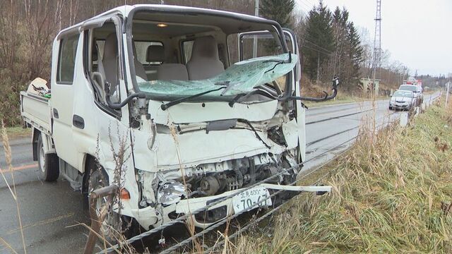 北海道事故相次ぐ トラックと軽貨物車の正面衝突1人死亡 バスと乗用車の正面衝突で1人意識不明の重体(HTB北海道ニュース) - goo ニュース