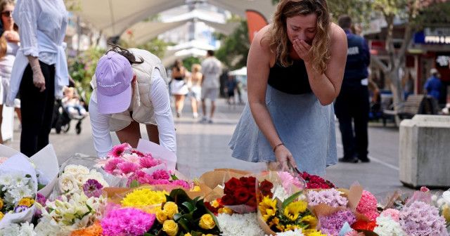 「女性を標的にしていたのは明らか」6人死亡のシドニー殺傷事件で警察長官が語る