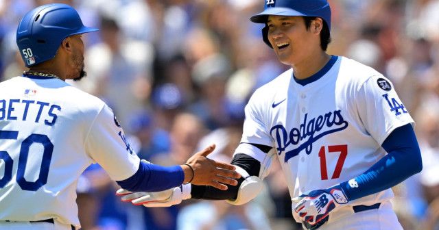 大谷翔平、サヨナラ勝利直後の”ある行動”に称賛➡︎仲間を気遣う姿に「涙腺が」「胸熱」と反響