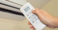 エアコン・冷房の「節電術」、どっち正しいか知ってる？誤解しがちな4例を検証「消費電力量が約半分に」