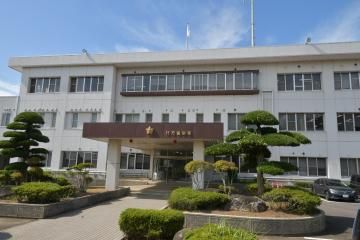17歳少年をバットで殴り、包丁で刺す 殺人未遂容疑で78歳男逮捕 茨城県警行方署