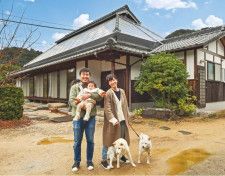 築100年超の平屋を見つけ、愛犬2匹と快適な生活を満喫【岡山県和気町】
