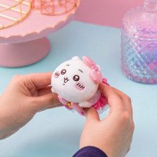 ちいかわ」さすまた&プロペラで討伐に向かう新マスコットが ちいかわ」さすまた&プロペラで討伐に向かう新マスコットが