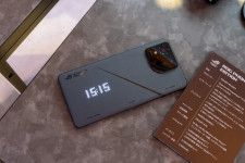 新ゲーミングスマホ「ROG Phone 8」国内上陸、5月17日発売で約16万円から　シリーズ初のおサイフケータイ対応